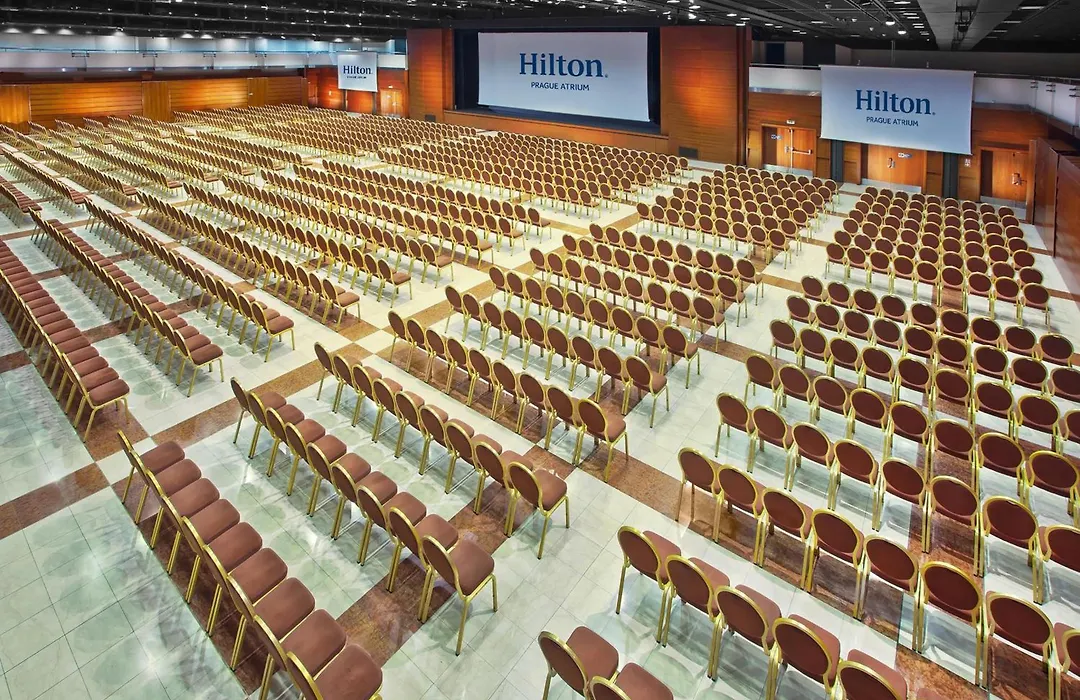 Hilton Prague Atrium-1
